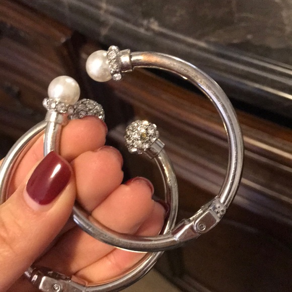 Two bracelets - Picture 2 of 2